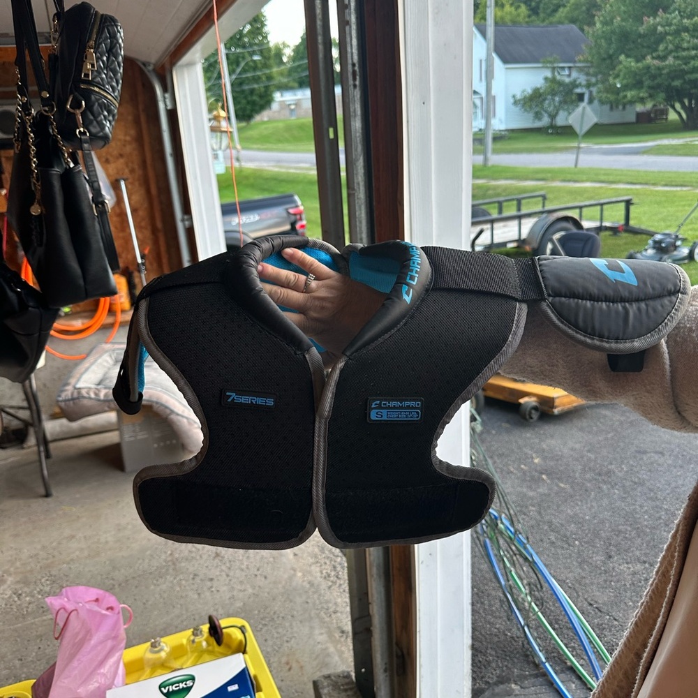 Champro 7 Series Football Shoulder Pads